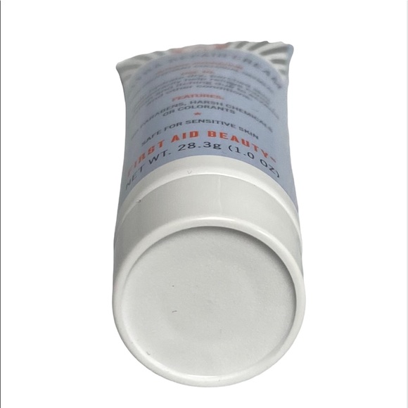 First Aid Beauty Ultra Repair Cream - Travel Size - 1 fl. oz. - Picture 5 of 12